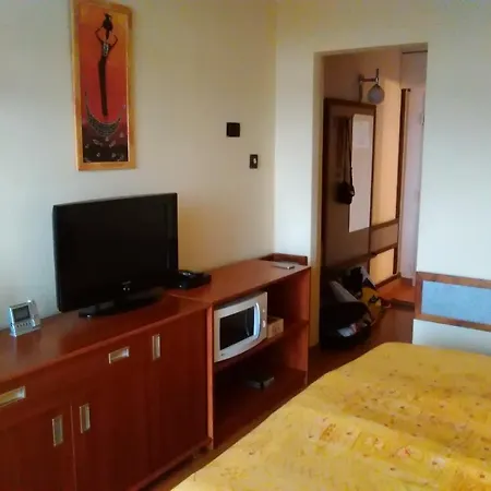 Neptun Apartman Διαμέρισμα Balatonföldvár